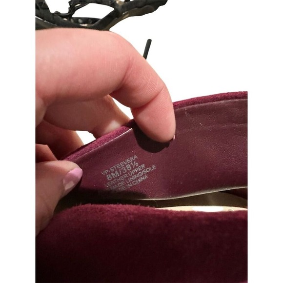 Vince Camuto Women's Suede Ankle Booties Plum Size 8 Pointed Toe - Picture 9 of 9